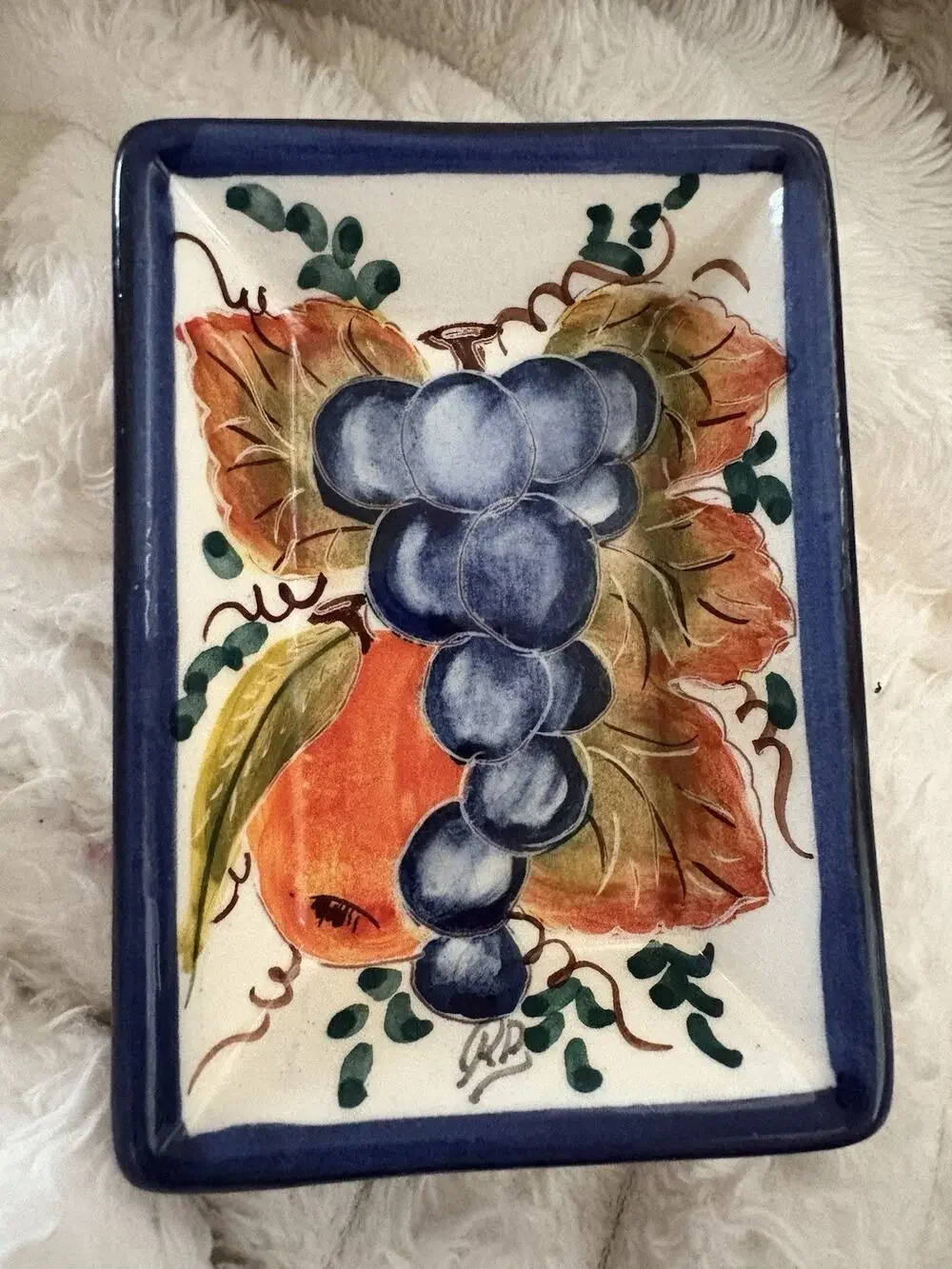 Casafina - Alentejo Terracotta - Handmade Grapes Design Rectangular Dipping Bowl